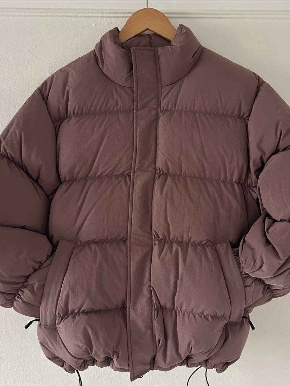 Stussy Men's Puffer Jacket in Mauve